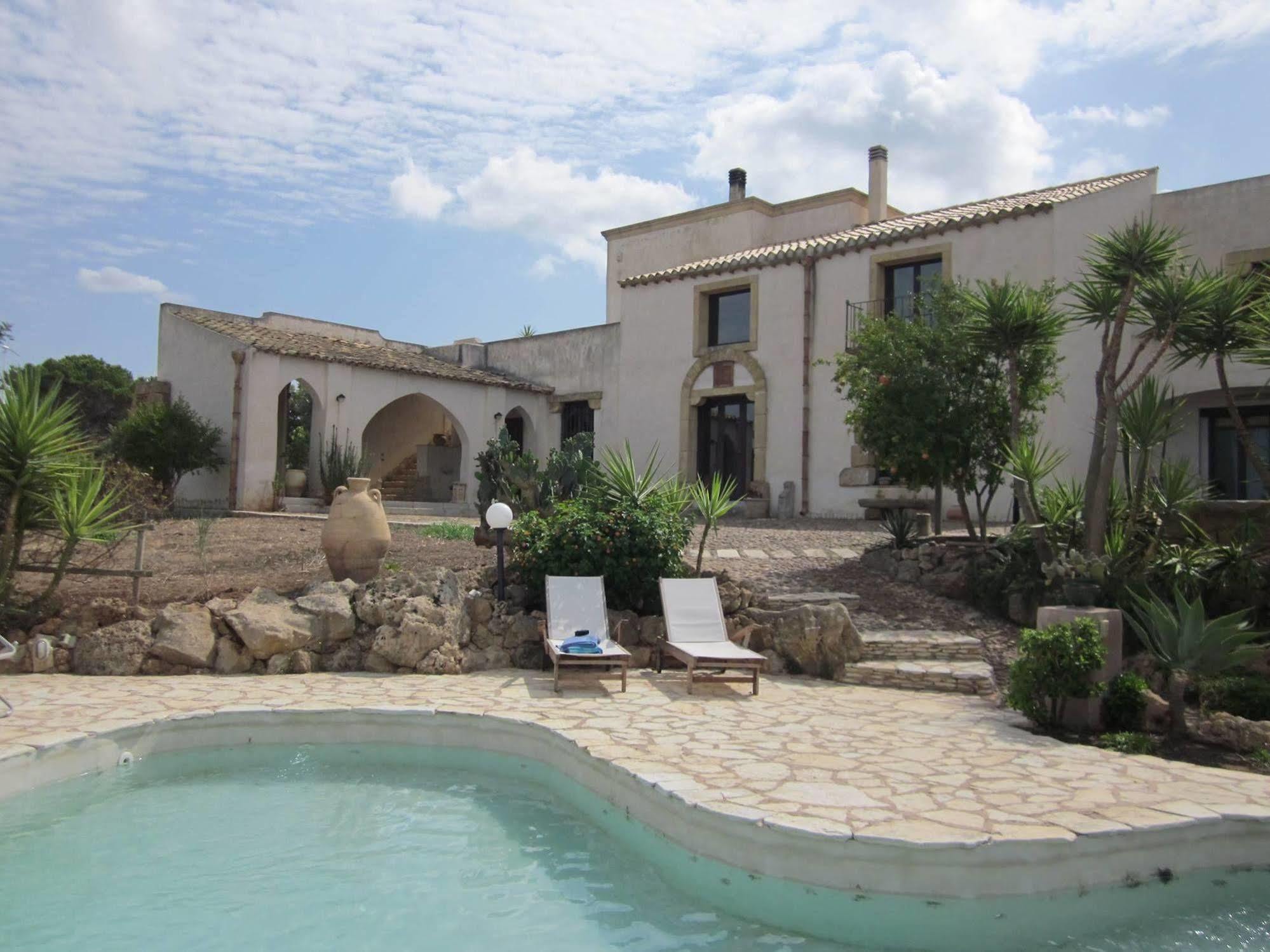 Bed and Breakfast Casale Alma à Marsala Extérieur photo