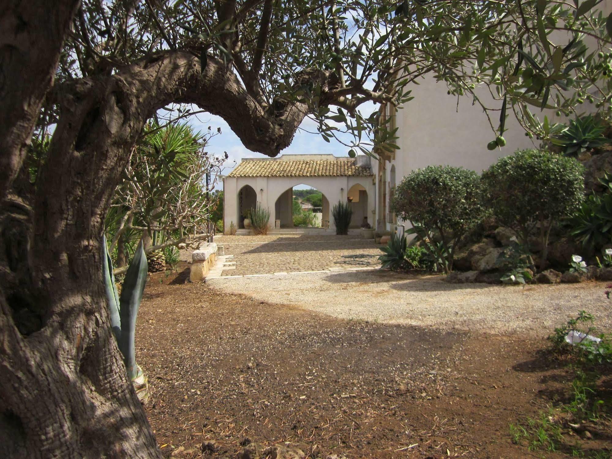 Bed and Breakfast Casale Alma à Marsala Extérieur photo